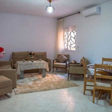 Elegant Appartement Au Coeur De Marrakech Marrakesh Exteriör bild